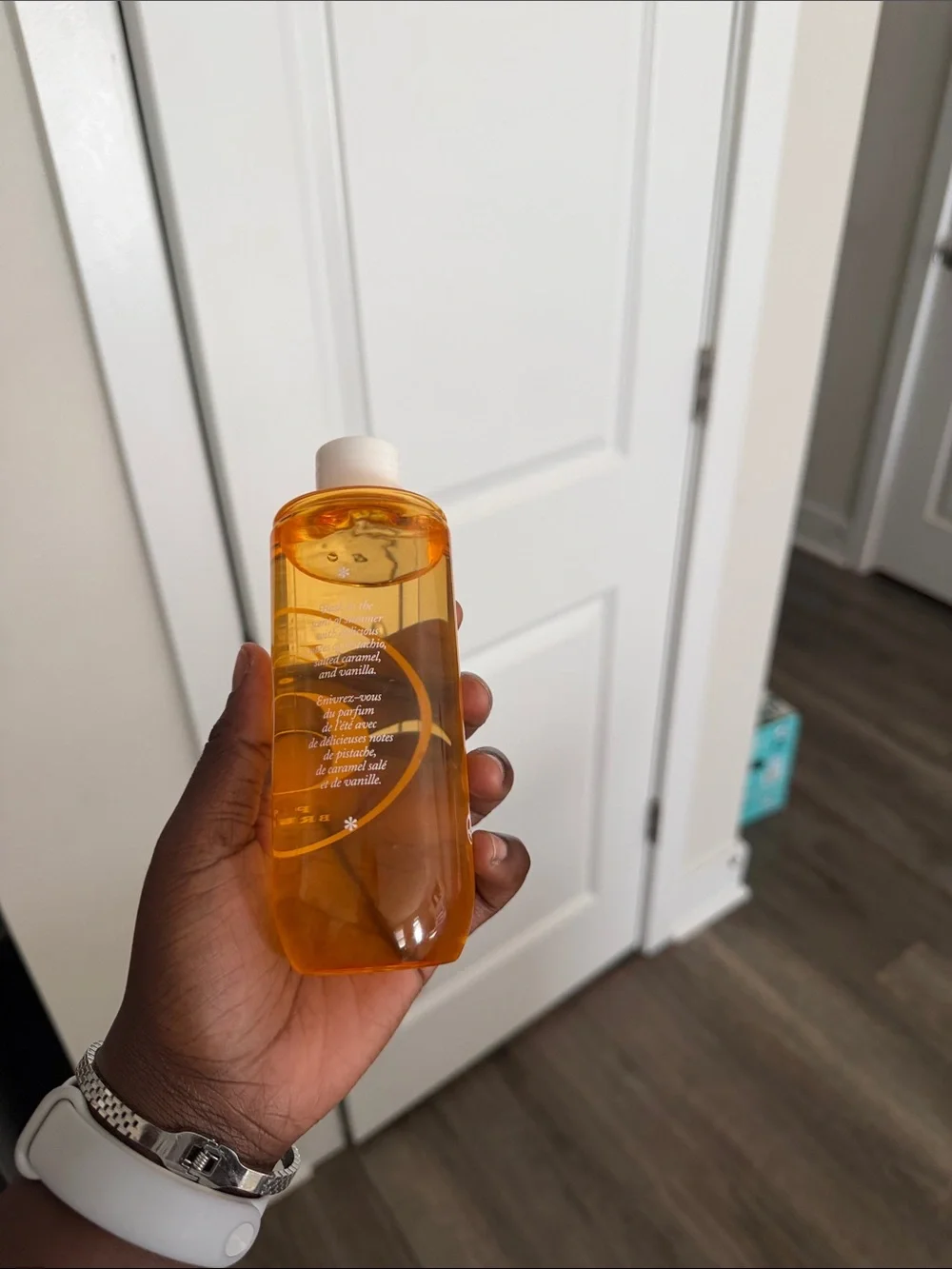 Sol de Janeiro Amber 62 Body Wash - Golden Orange Bottle